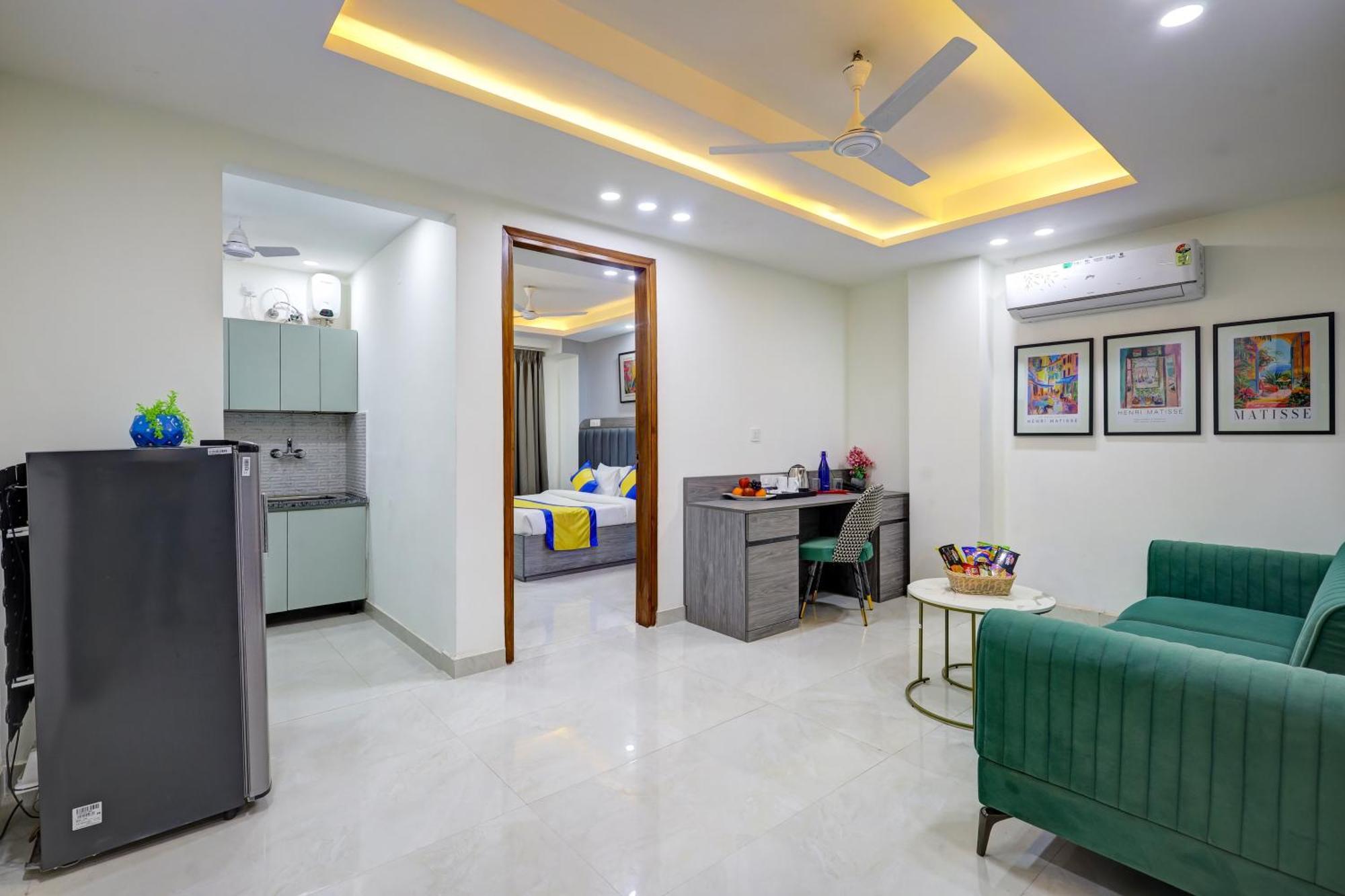 1Bhk Suites Opp Marriott - Huda City Centre Gurgaon Exterior photo
